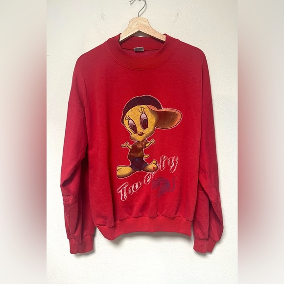 Vintage 90s Looney Tunes Tweety Bird Streetwear Sweatshirt 
Red Graphic Crewneck - Picture 1 of 7